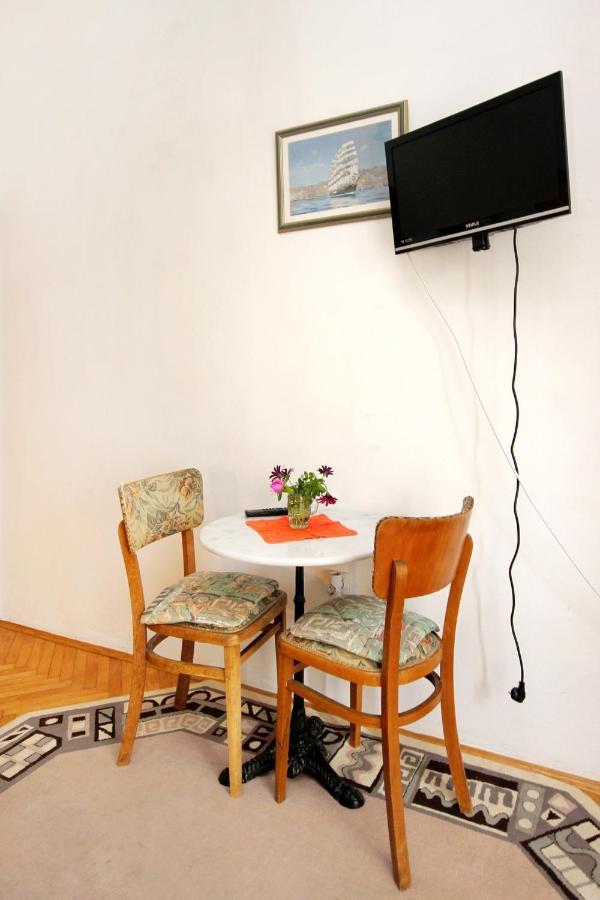 Apartments And Rooms By The Sea Racisce, Korcula - 4341 Exterior foto